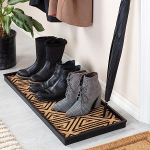 Natural & Recycled Rubber Boot Tray with Tan & Black Tribal Coir Insert